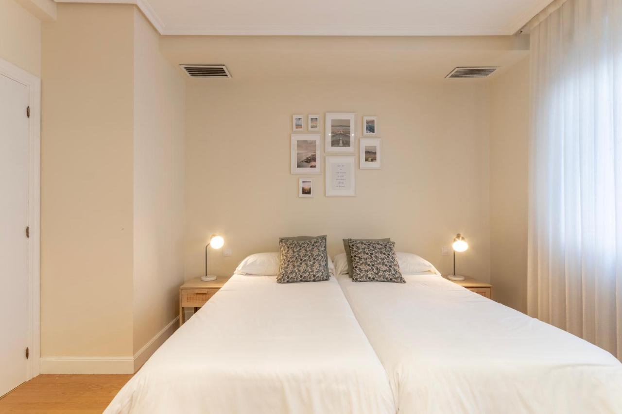 Akomodat En Apartamento En El Centro De Bilbao Con Parking Exterior foto